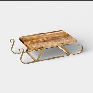 Threshold serving board